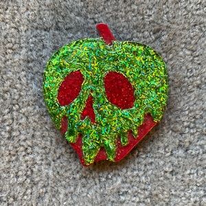 Poison Apple Pin | Brooch